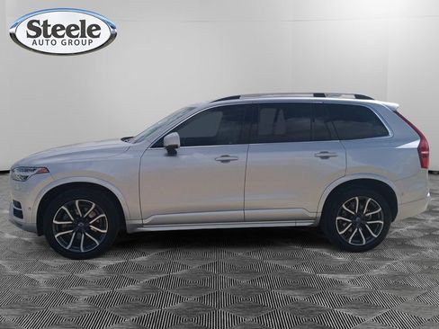 Used 2019 Volvo XC90 T5 Momentum w/ Advanced Package image 2