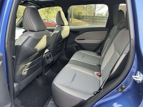 Used 2026 Subaru Forester Premium AWD/4WD image 13