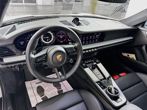 Used 2024 Porsche 911 Carrera T RWD image 18