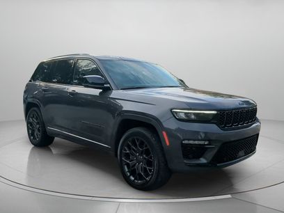 Used 2025 Jeep Grand Cherokee Summit w/ Obsidian Package