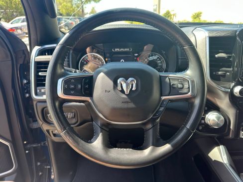 Used 2023 RAM 1500 Laramie AWD/4WD image 13
