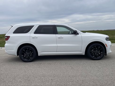 Used 2021 Dodge Durango SXT image 23