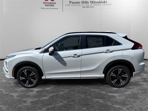New 2026 Mitsubishi Eclipse Cross SEL image 8