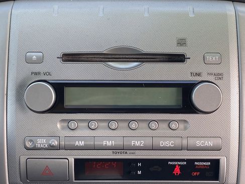 Used 2005 Toyota Tacoma PreRunner image 13