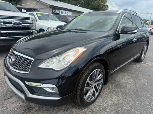 Used 2017 INFINITI QX50 2WD w/ Deluxe Touring Package image 2
