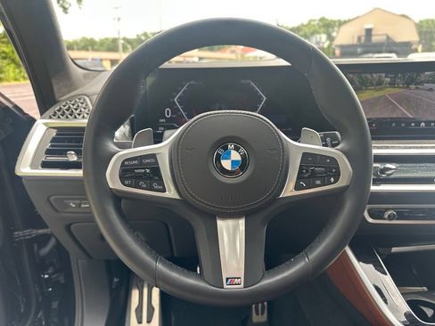 Used 2024 BMW X5 xDrive40i w/ M Sport Package AWD/4WD image 30