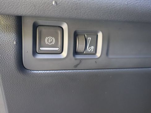 Certified 2025 Cadillac XT4 Sport w/ LPO, Floor Liner Package FWD image 19