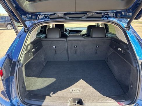 Used 2022 Buick Envision Essence w/ Safety Package image 22