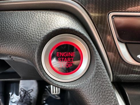 Used 2019 Honda Accord Sport image 25