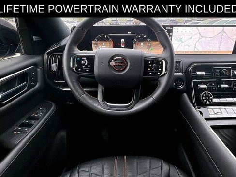 Used 2025 Nissan Armada PRO-4X AWD/4WD image 7