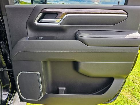 Used 2025 Chevrolet Silverado 2500 LTZ w/ Trail Boss Package image 43