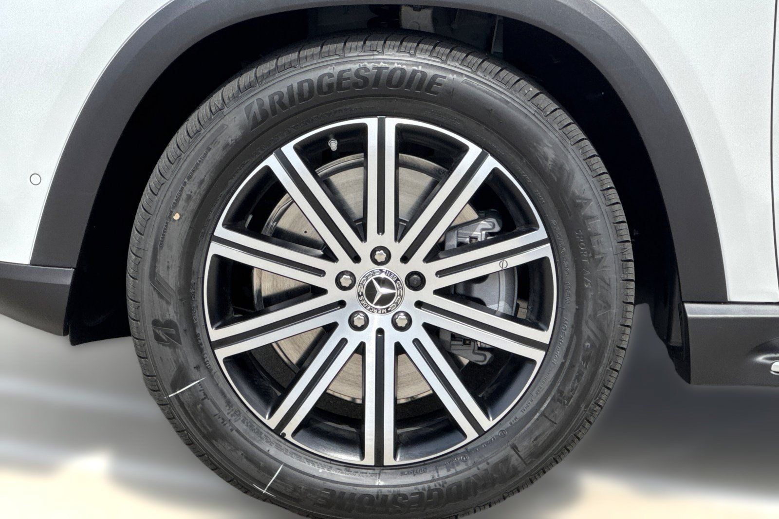 New 2026 Mercedes-Benz GLE 450e 4MATIC image 13