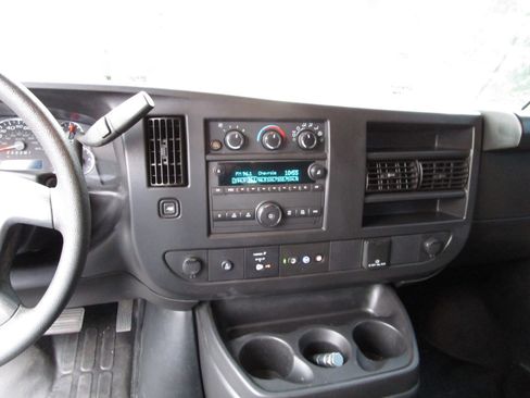 Used 2022 Chevrolet Express 2500 Extended w/ Driver Convenience Package image 11