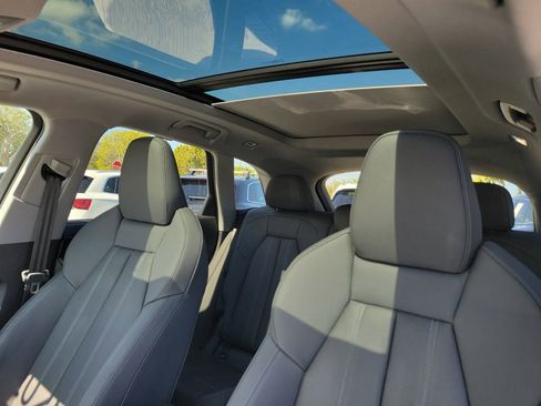 Certified 2025 Audi Q5 Premium Plus w/ Premium Plus image 16