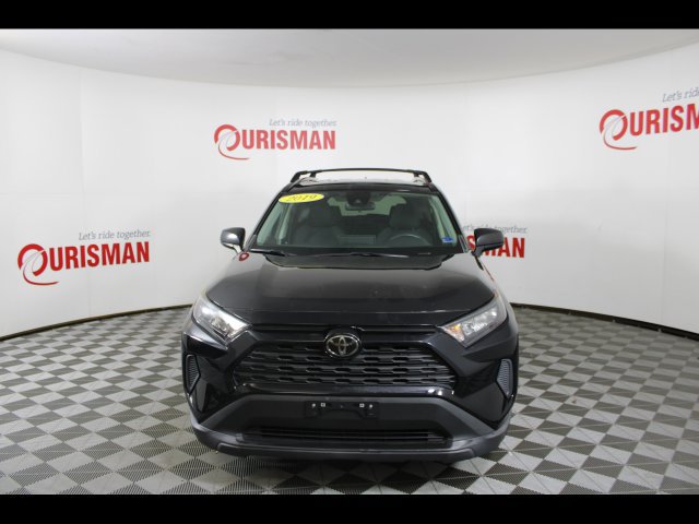 Used 2019 Toyota RAV4 LE FWD image 12