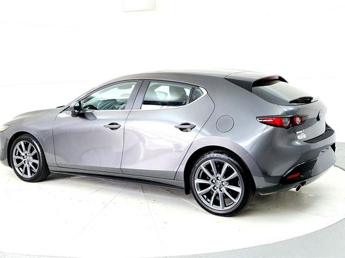 Used 2021 MAZDA MAZDA3 s image 4