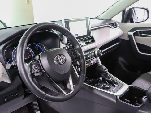 Used 2023 Toyota RAV4 XLE w/ Convenience Package AWD/4WD image 23