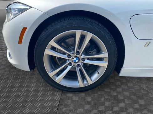 Used 2017 BMW 330e RWD image 32