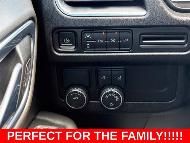 Used 2021 Chevrolet Tahoe RST w/ Luxury Package RWD image 21