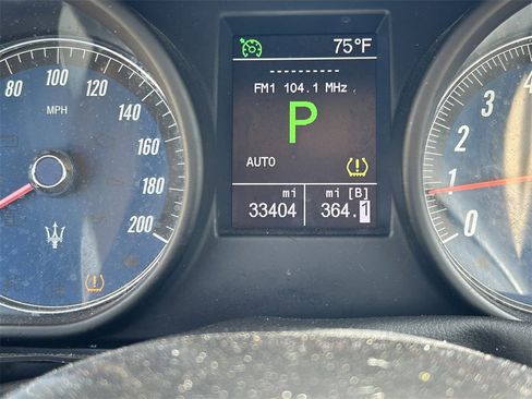 Used 2010 Maserati GranTurismo Coupe image 31