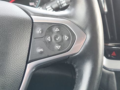 Used 2022 Chevrolet Traverse RS FWD image 31