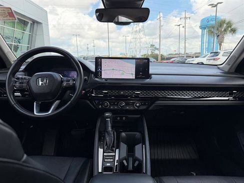 Used 2023 Honda Accord Touring image 13