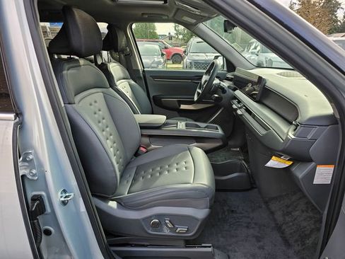 New 2026 Kia EV9 Wind image 11