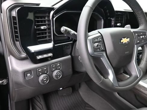 New 2026 Chevrolet Silverado 1500 LTZ w/ LTZ Premium Package AWD/4WD image 25