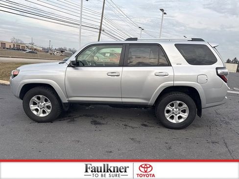 Certified 2024 Toyota 4Runner SR5 image 4