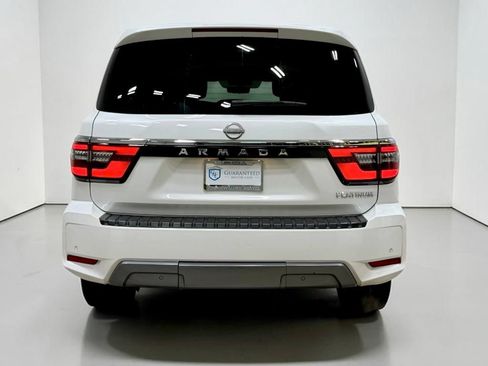 Used 2023 Nissan Armada SL RWD image 18