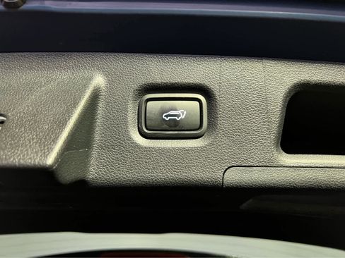 Used 2023 Hyundai Santa Fe SEL Premium image 27