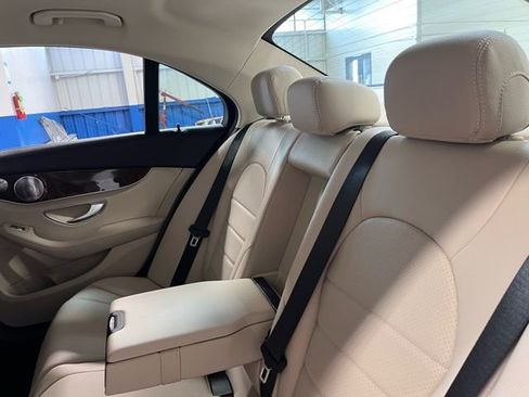 Used 2015 Mercedes-Benz C 300 4MATIC Sedan image 17