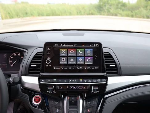 New 2026 Honda Odyssey Touring image 21