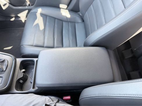 Used 2025 Honda CR-V EX-L image 29