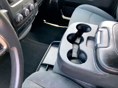 Used 2024 RAM 1500 Warlock AWD/4WD image 16
