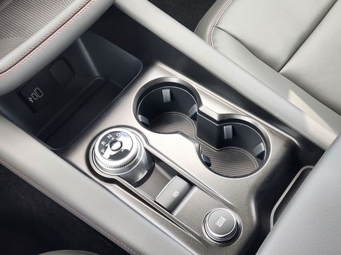 New 2026 Ford Explorer Active w/ Active Comfort Package RWD image 15