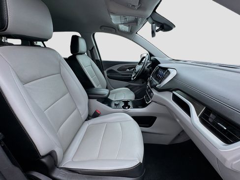 Used 2023 GMC Terrain SLT image 19