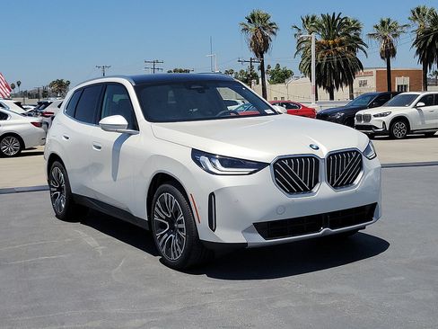 New 2026 BMW X3 xDrive30i w/ Convenience Package AWD/4WD image 2