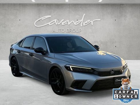 Used 2022 Honda Civic Sport image 2