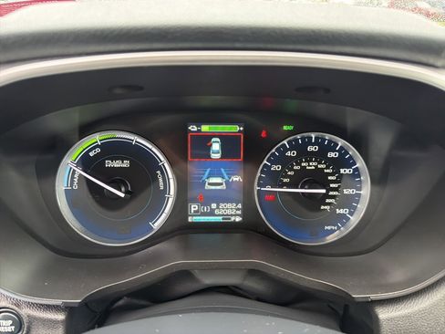 Used 2022 Subaru Crosstrek Hybrid w/ Moonroof Package w/Navigation image 29