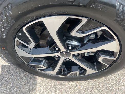 Certified 2024 Kia Sportage EX AWD/4WD image 42