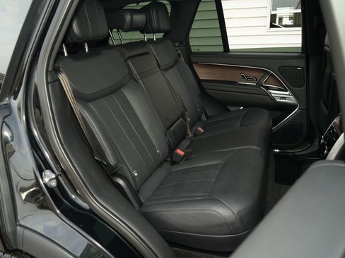 Used 2023 Land Rover Range Rover SE AWD/4WD image 22