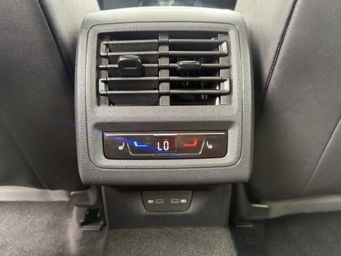 Used 2024 Volkswagen Golf R AWD/4WD image 24
