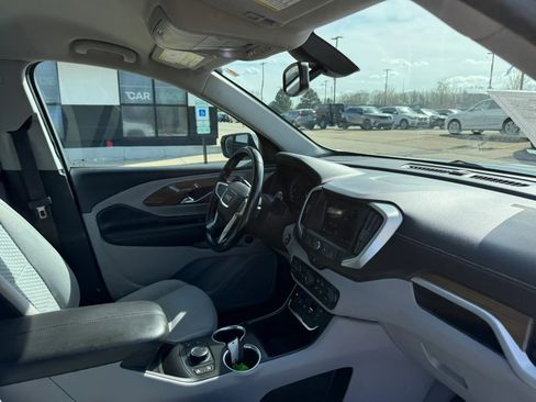 Used 2018 GMC Terrain SLE w/ Driver Convenience Package AWD/4WD image 26