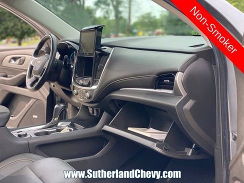 Used 2020 Chevrolet Traverse LT w/ LT Premium Package FWD image 20