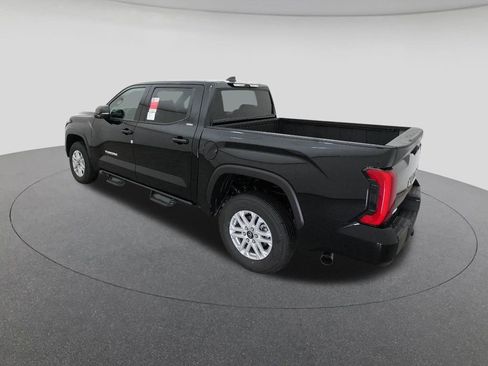 New 2026 Toyota Tundra SR5 AWD/4WD image 5