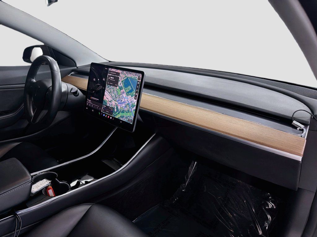 Used 2018 Tesla Model 3 Mid Range RWD image 25
