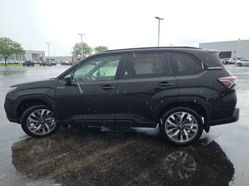Used 2025 Subaru Forester Touring w/ Touring Package AWD/4WD image 6