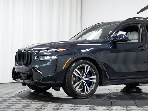 New 2027 BMW X7 xDrive40i w/ M Sport Package AWD/4WD image 25