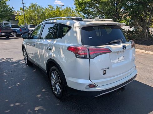 Used 2017 Toyota RAV4 Limited AWD/4WD image 5